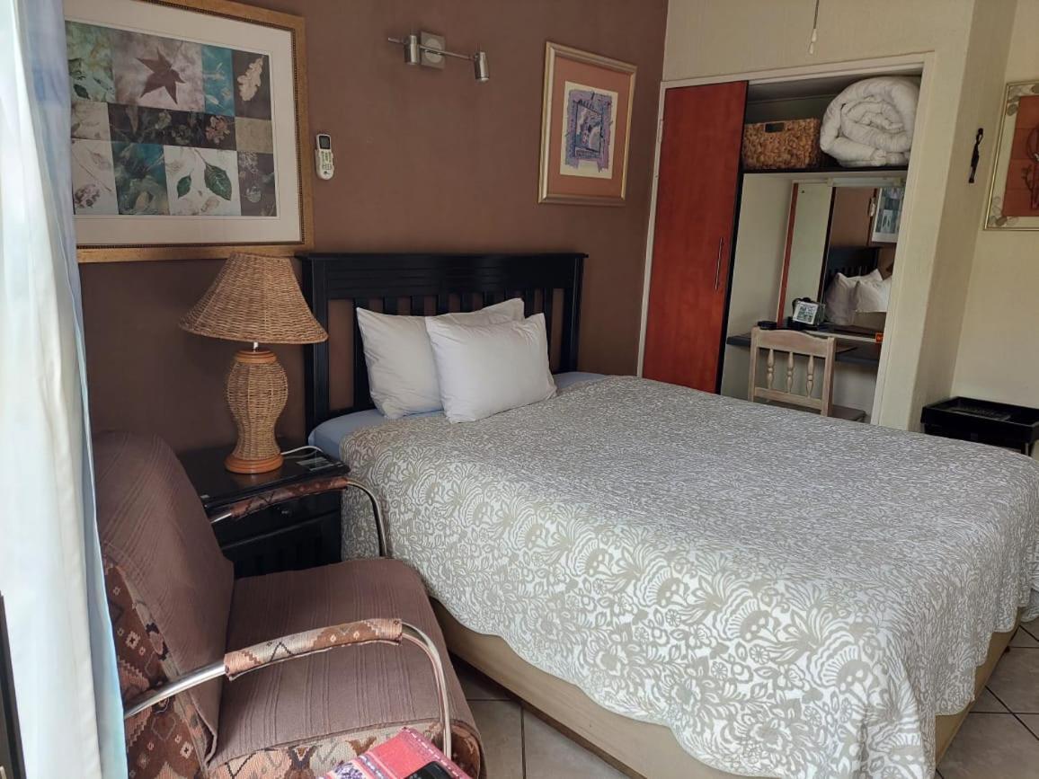 Sleep Eezy Cottages Benoni Dış mekan fotoğraf